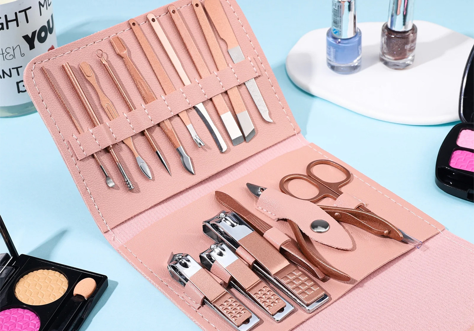 Manicure Pedicure Kit
